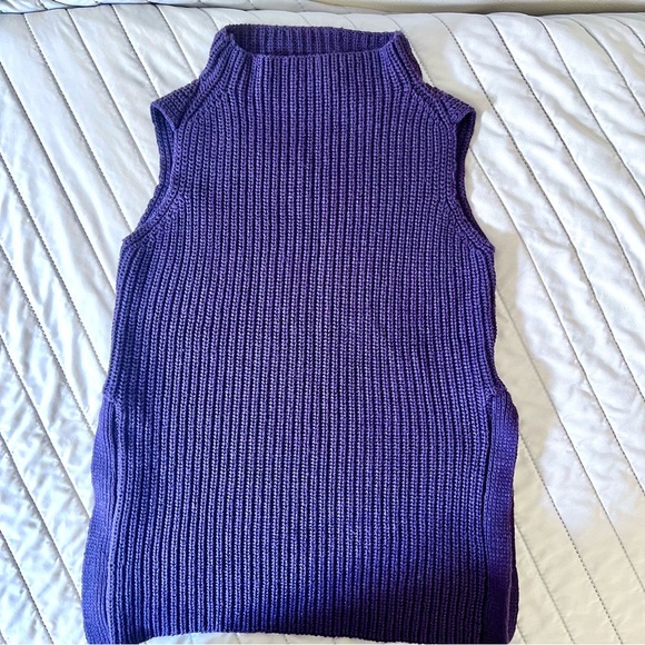 Purple Sleeveless Knit Top minimalist Comfy Casual Colorful Fall Tailgate Size L - Picture 1 of 10